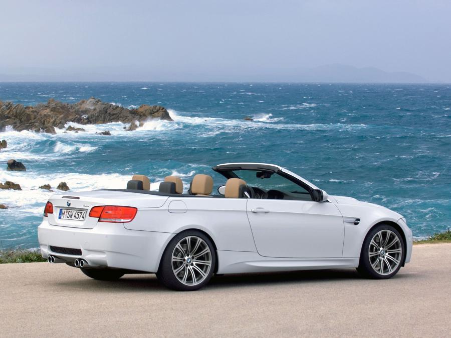  BMW M3 Convertible 2008 года  (фото 3 из 66)